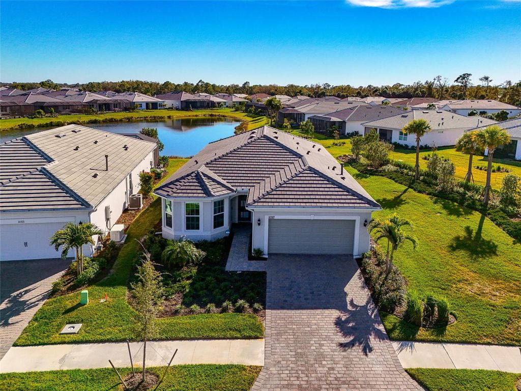 Photo of 10317 Sun Isle Drive, Englewood, FL 34223 (MLS # N6142700)