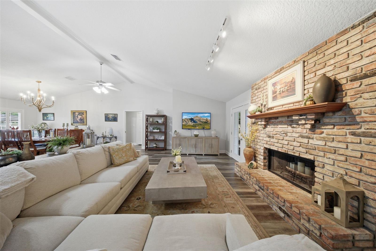 1049 SPRING LANDING DRIVE