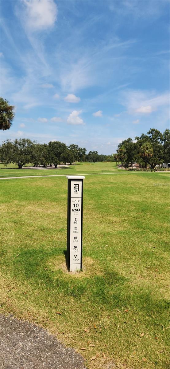 COUNTRY WOODS - Residential