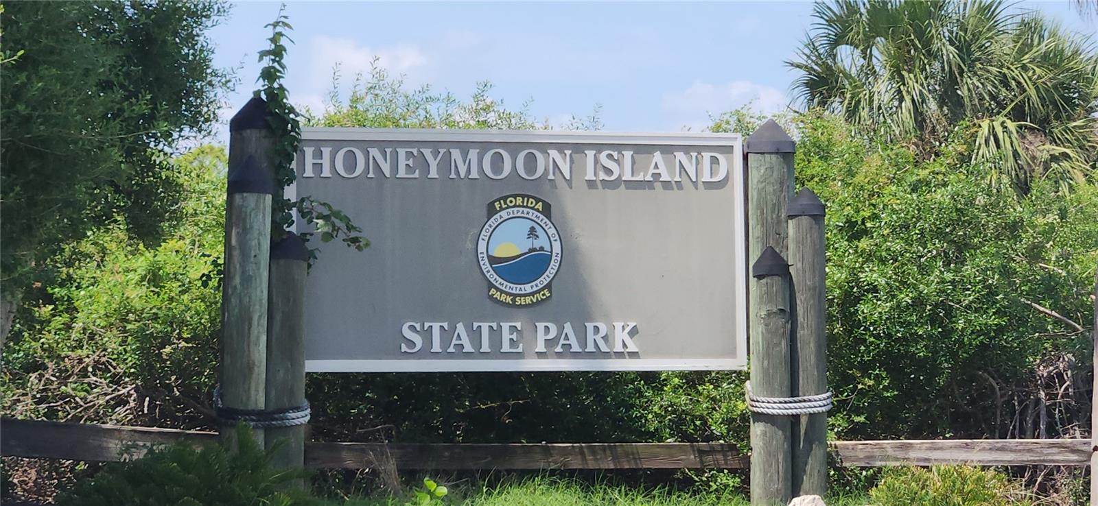 COUNTRY WOODS - Residential