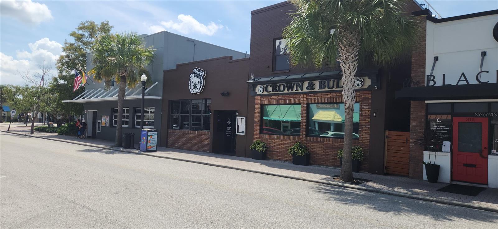 COUNTRY WOODS - Residential