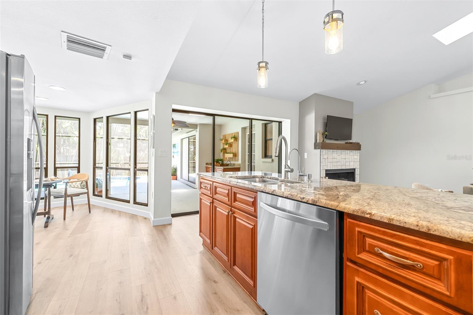 COUNTRY WOODS - Residential