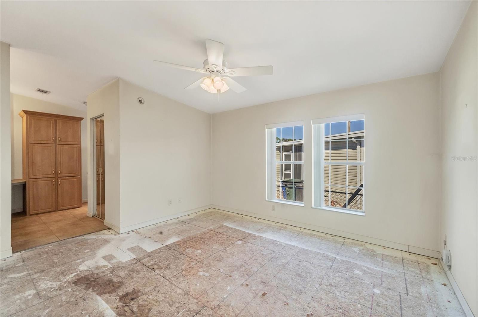 TRI-PAR ESTATES - Residential