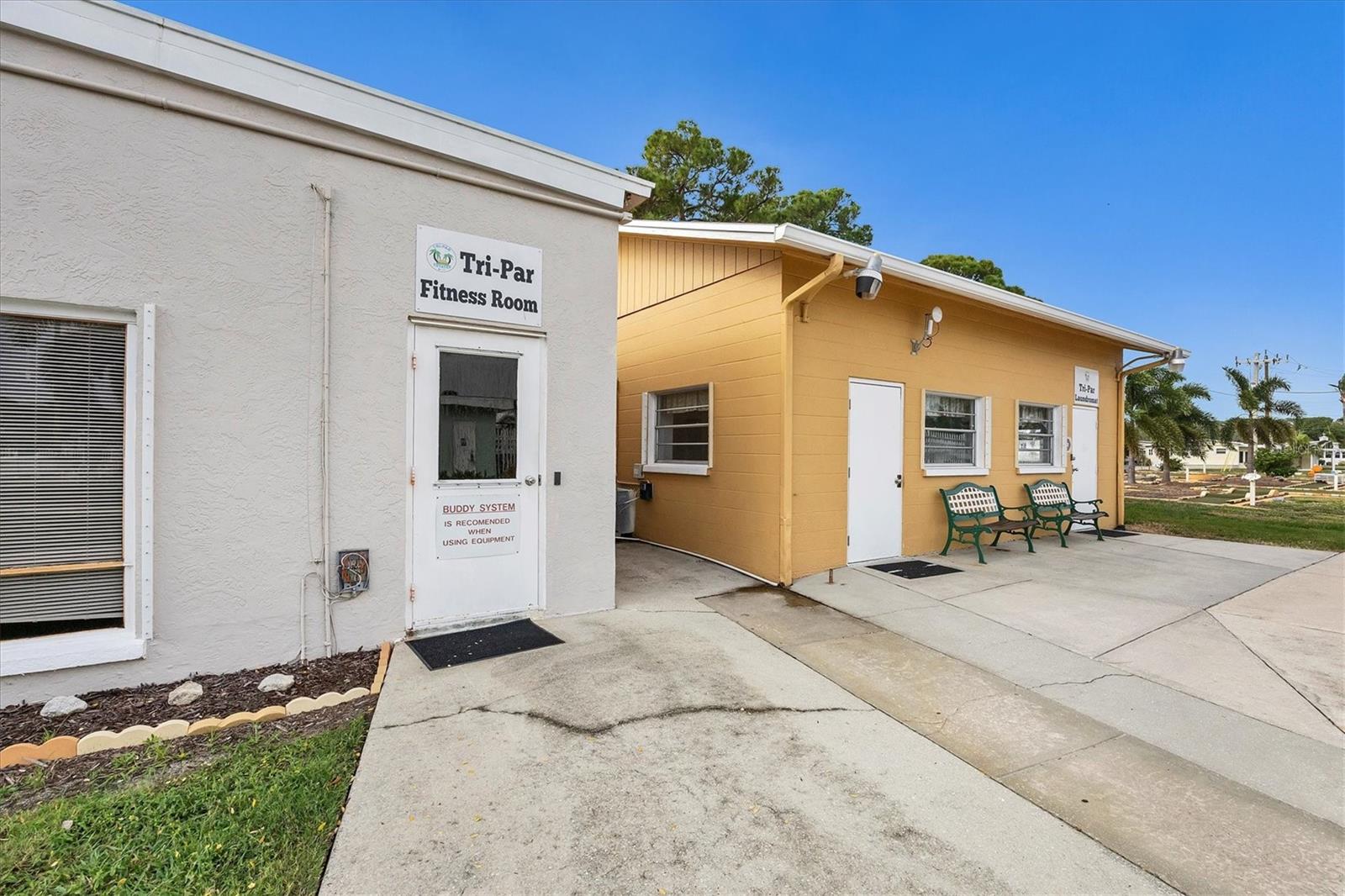 TRI-PAR ESTATES - Residential