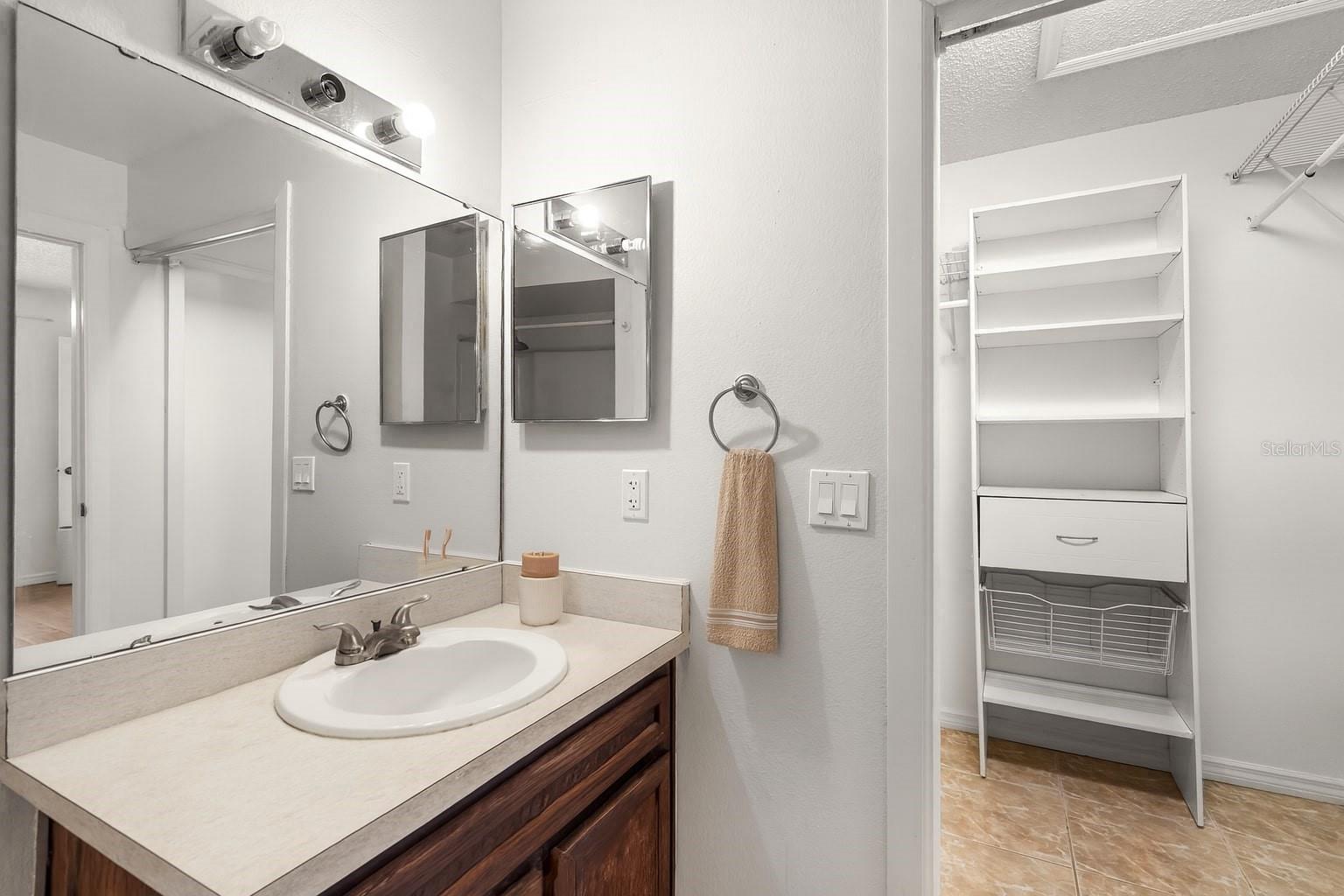 DEER RUN UNIT 14B - Residential