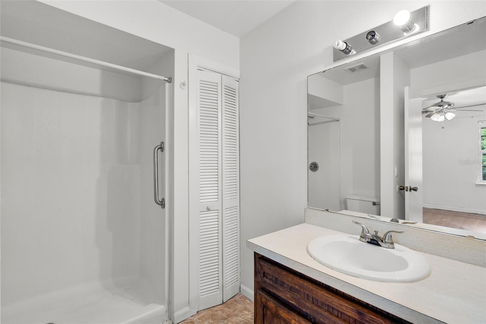 DEER RUN UNIT 14B - Residential