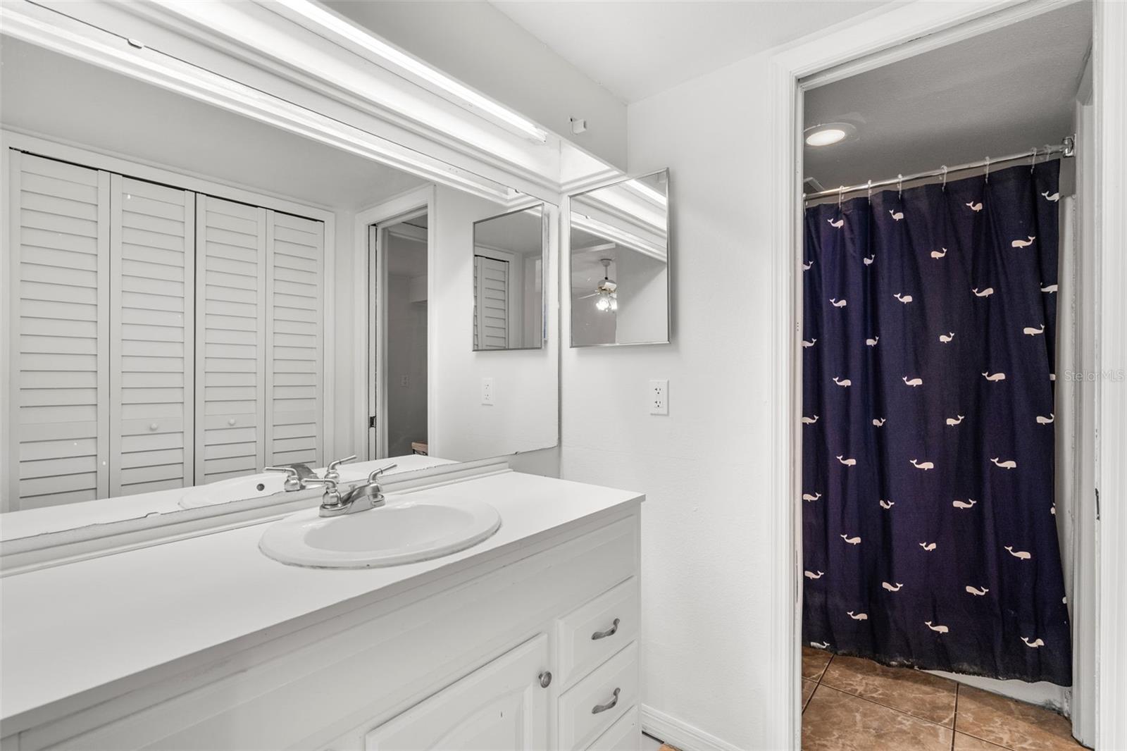 DEER RUN UNIT 14B - Residential