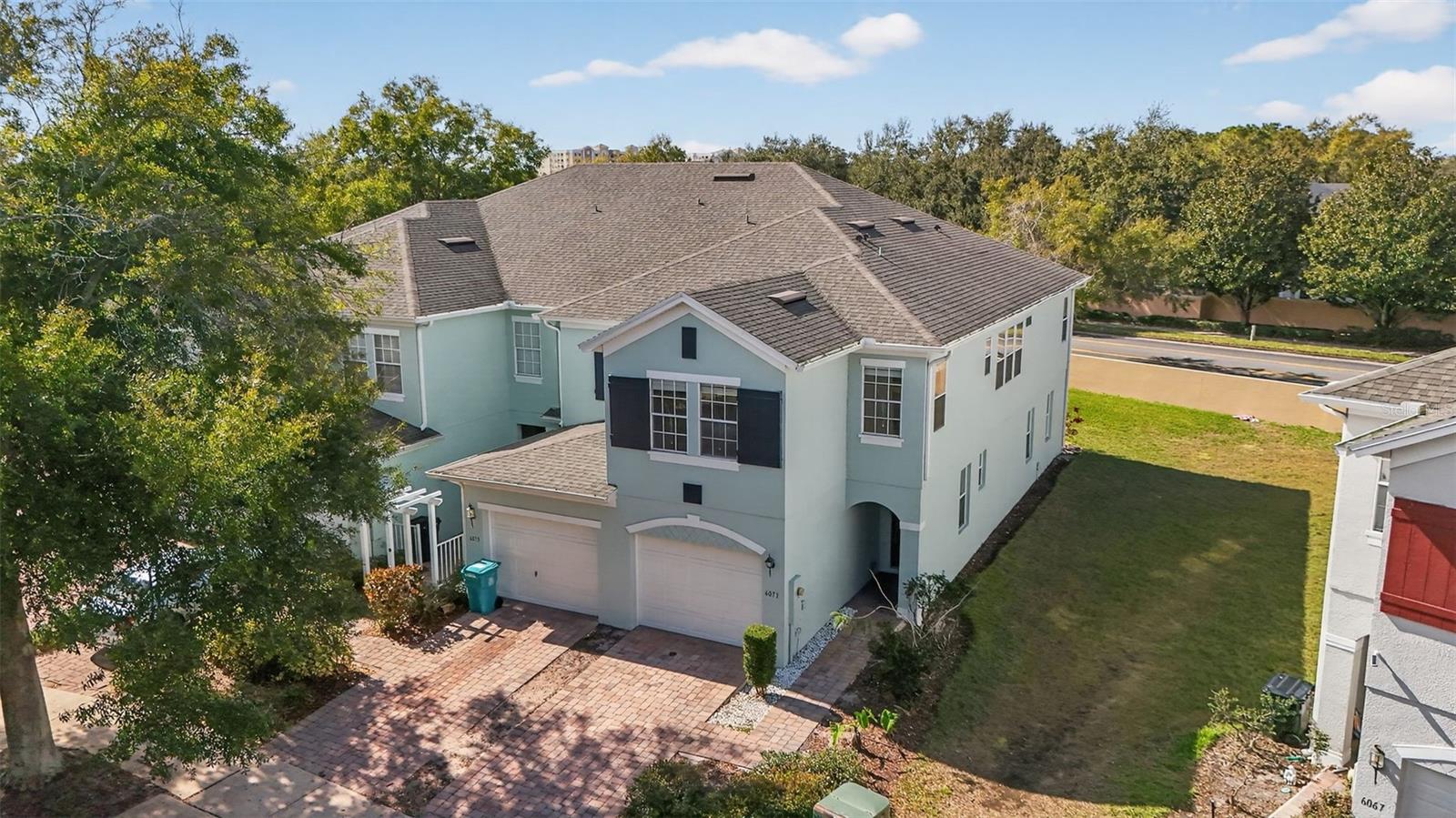 VILLA CAPRI/METROWEST - Residential