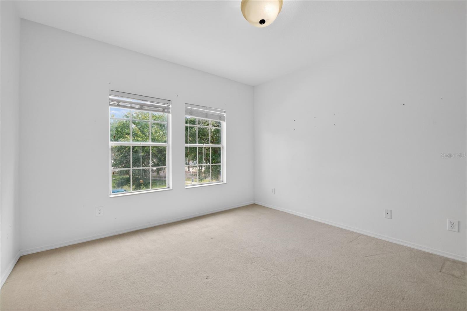 VILLA CAPRI/METROWEST - Residential