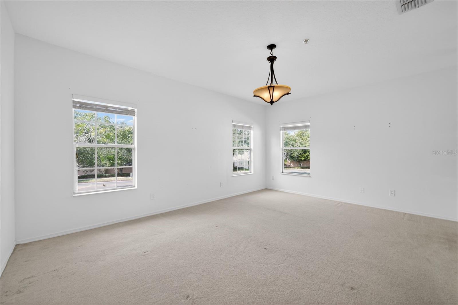 VILLA CAPRI/METROWEST - Residential