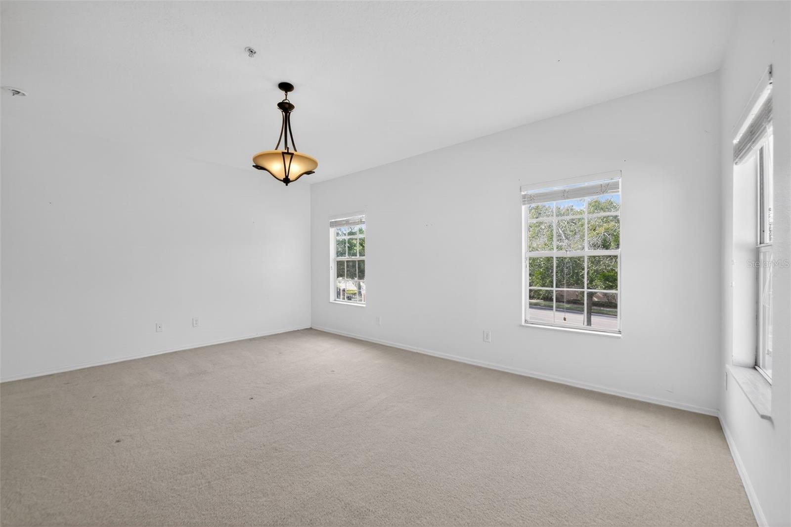 VILLA CAPRI/METROWEST - Residential