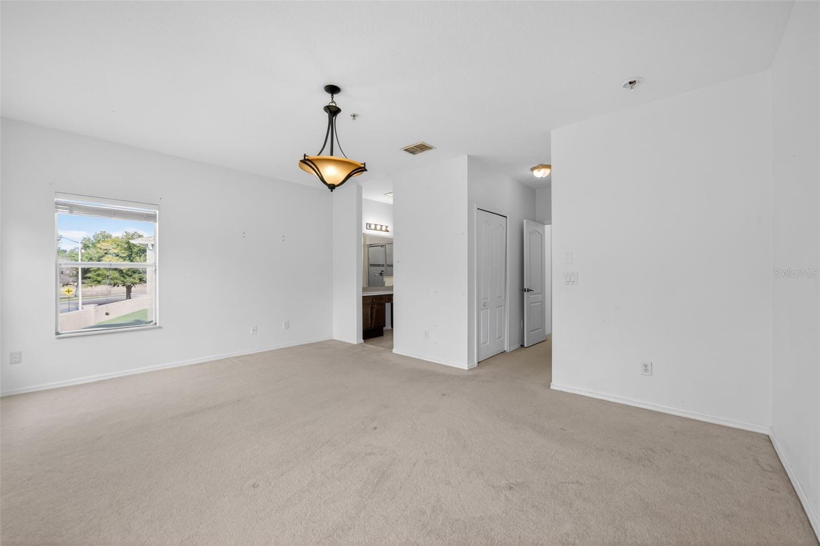 VILLA CAPRI/METROWEST - Residential