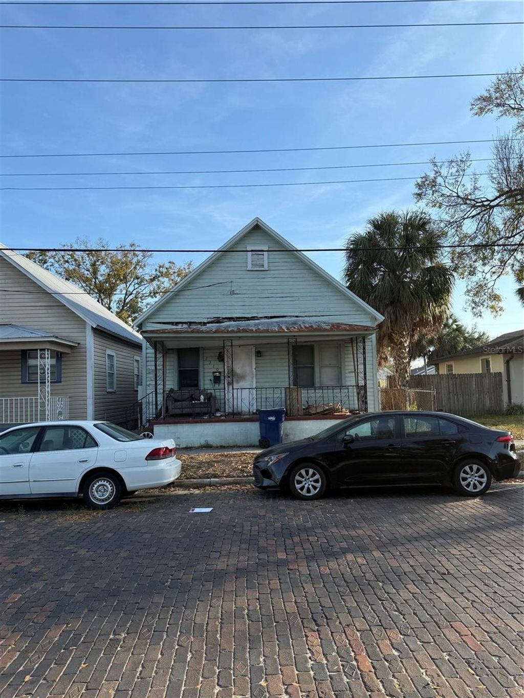 Photo of 2310 W Walnut Street, Tampa, FL 33607 (MLS # TB8478951)