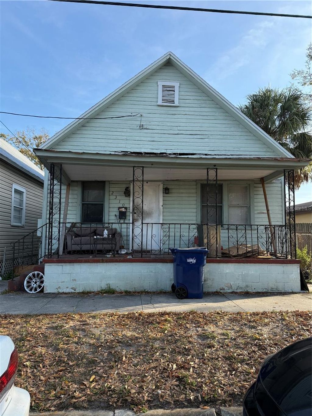Photo of 2310 W Walnut Street, Tampa, FL 33607 (MLS # TB8478951)