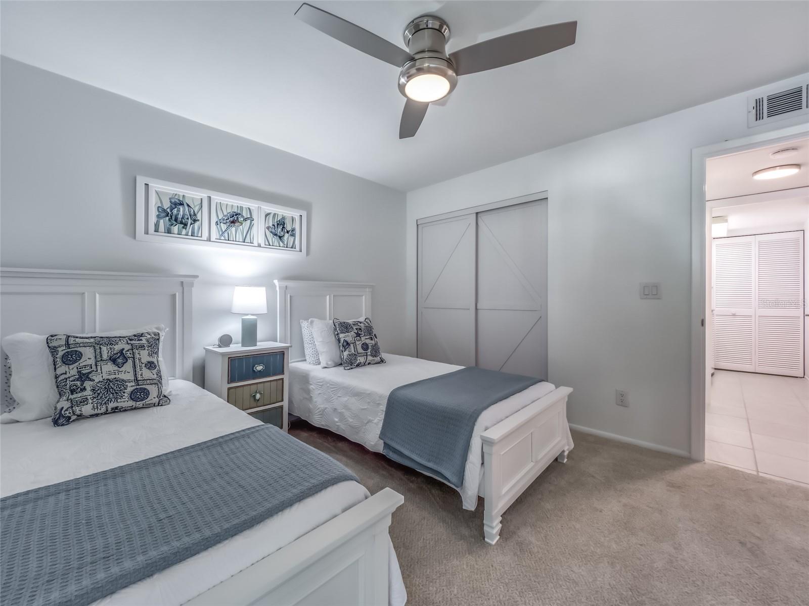 WEDGEWOOD LAKE - Residential