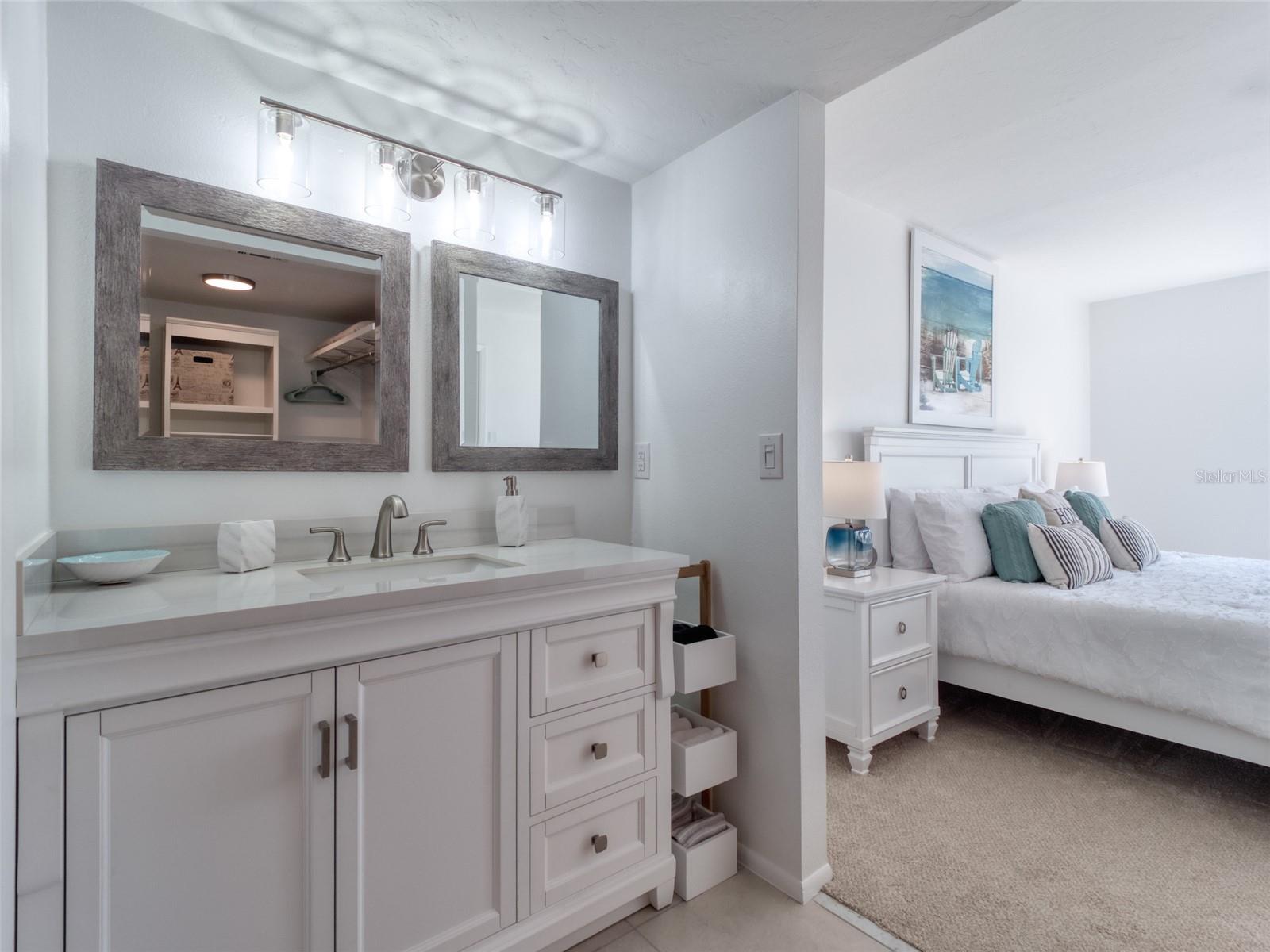 WEDGEWOOD LAKE - Residential