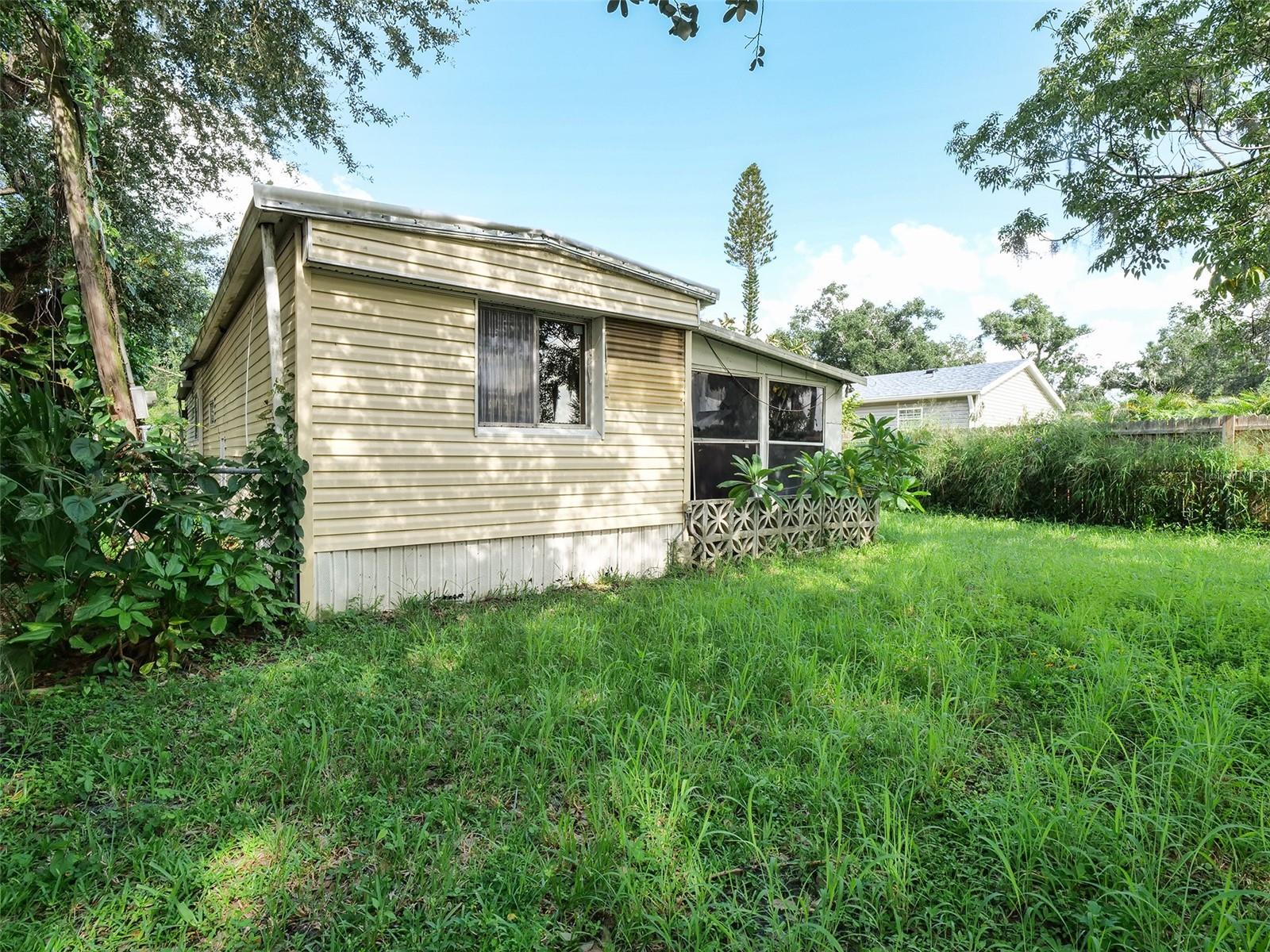 4863 VICTORIA AVENUE, SARASOTA, FL, 34233 1 4863 VICTORIA AVENUE