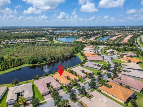 A home in WIMAUMA