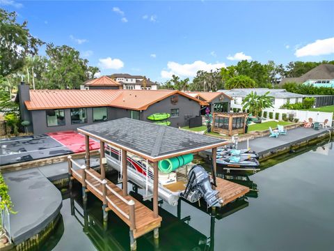 Tiny photo for 823 SW Kings Bay Drive, Crystal River, FL 34429 (MLS # TB8467854)