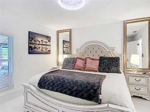 Tiny photo for 823 SW Kings Bay Drive, Crystal River, FL 34429 (MLS # TB8467854)