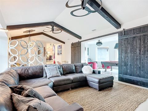 Tiny photo for 823 SW Kings Bay Drive, Crystal River, FL 34429 (MLS # TB8467854)