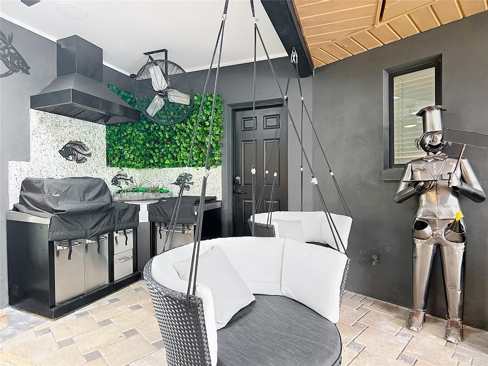 SPRINGS O PARADISE UNIT 02 - Residential