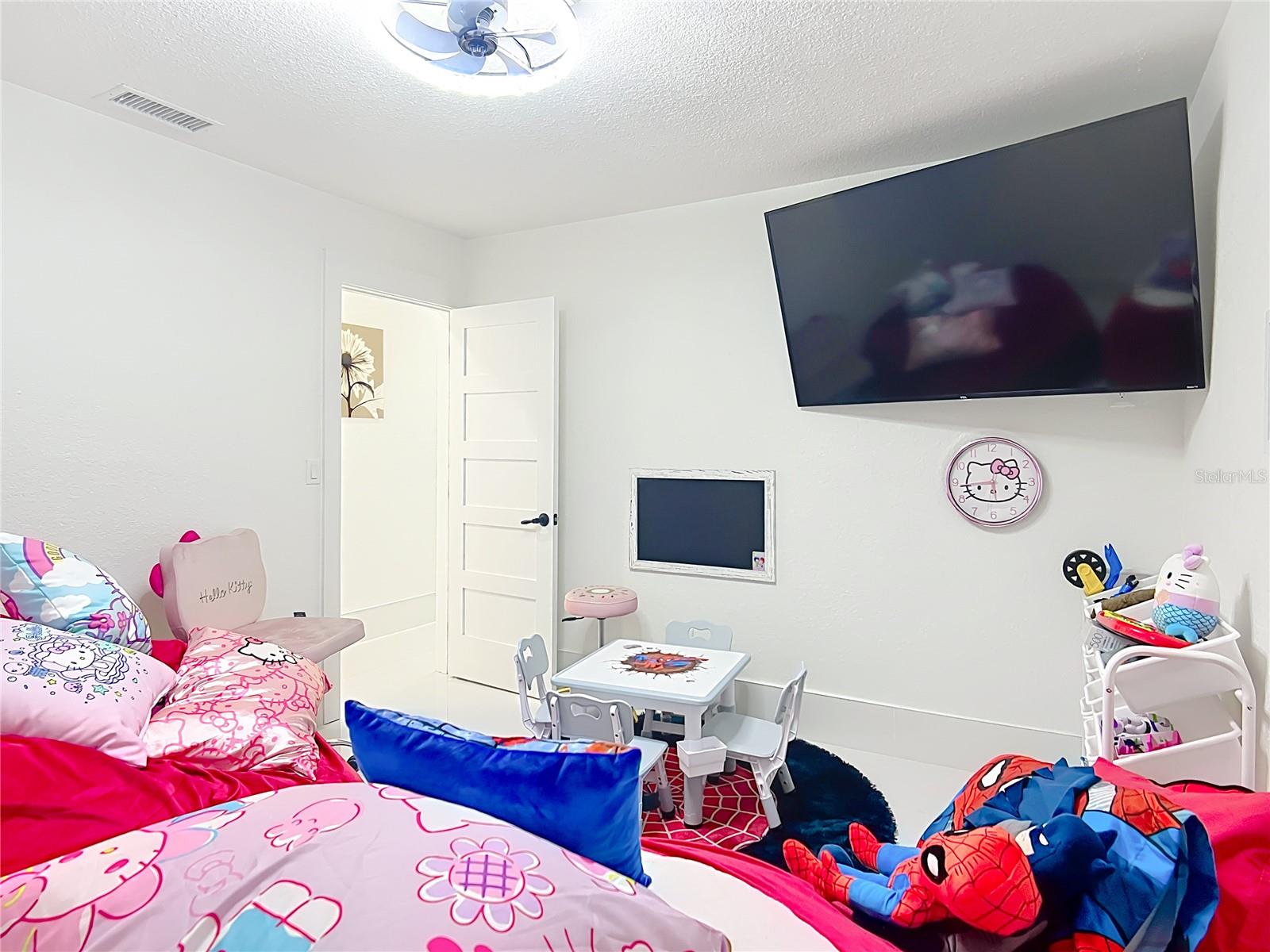 SPRINGS O PARADISE UNIT 02 - Residential