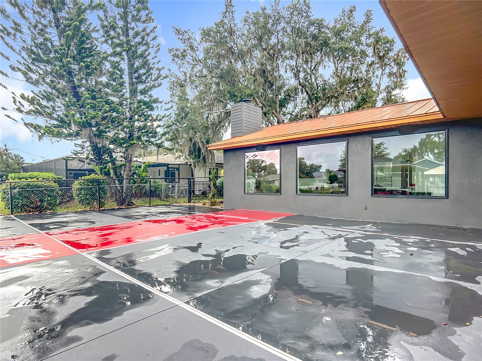 SPRINGS O PARADISE UNIT 02 - Residential