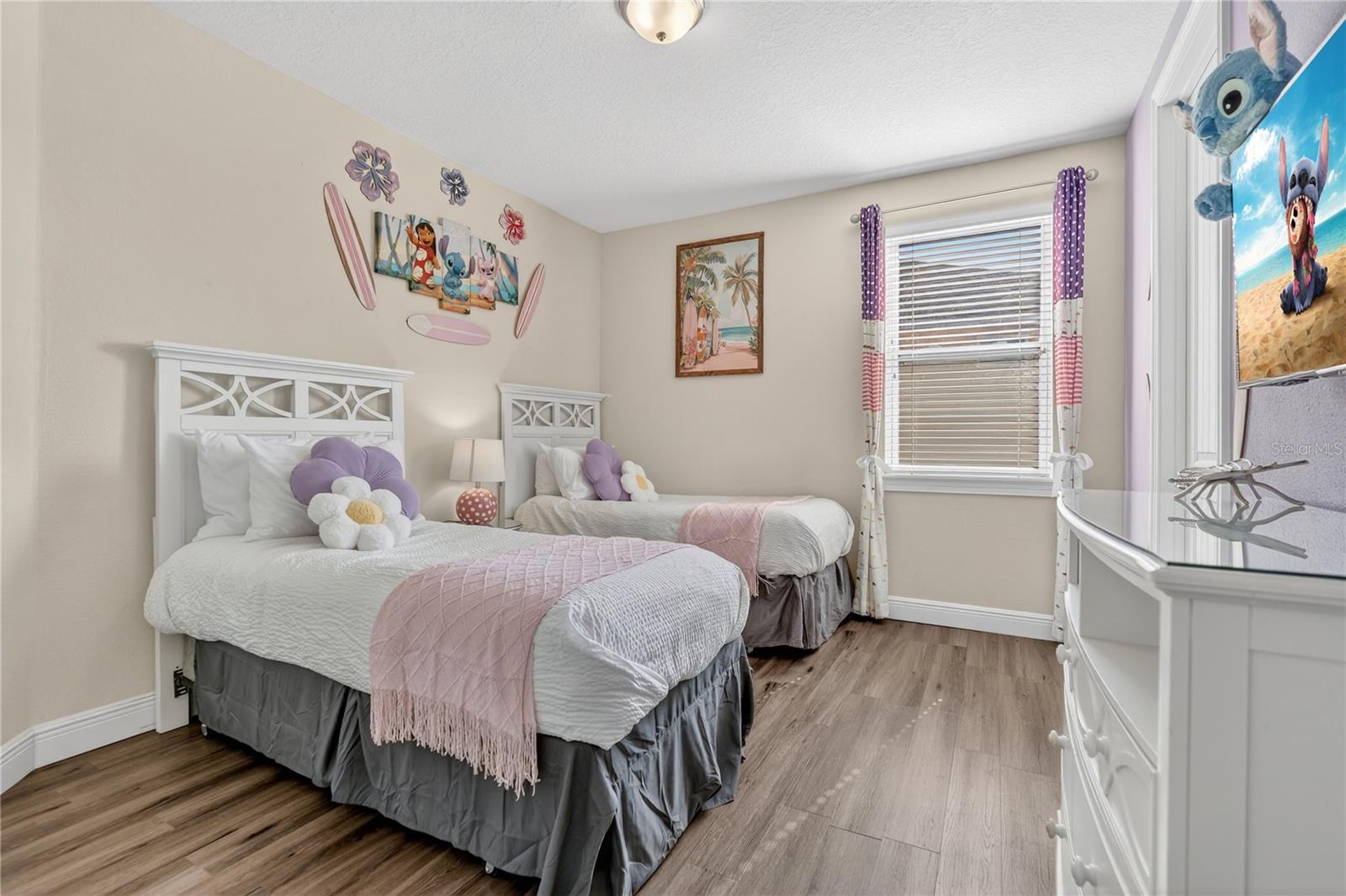 REUNION WEST PH 1 WEST & AMENT CTR RPLT - Residential