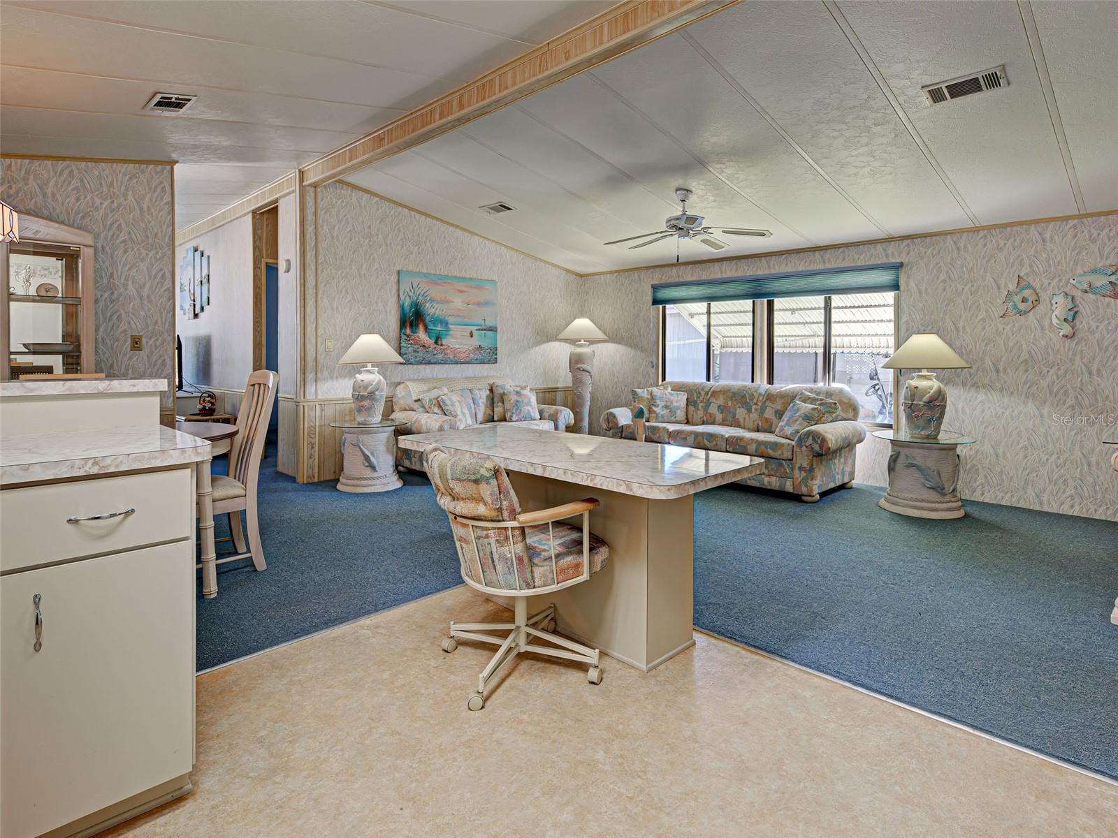 POLYNESIAN VILLAGE - Residential