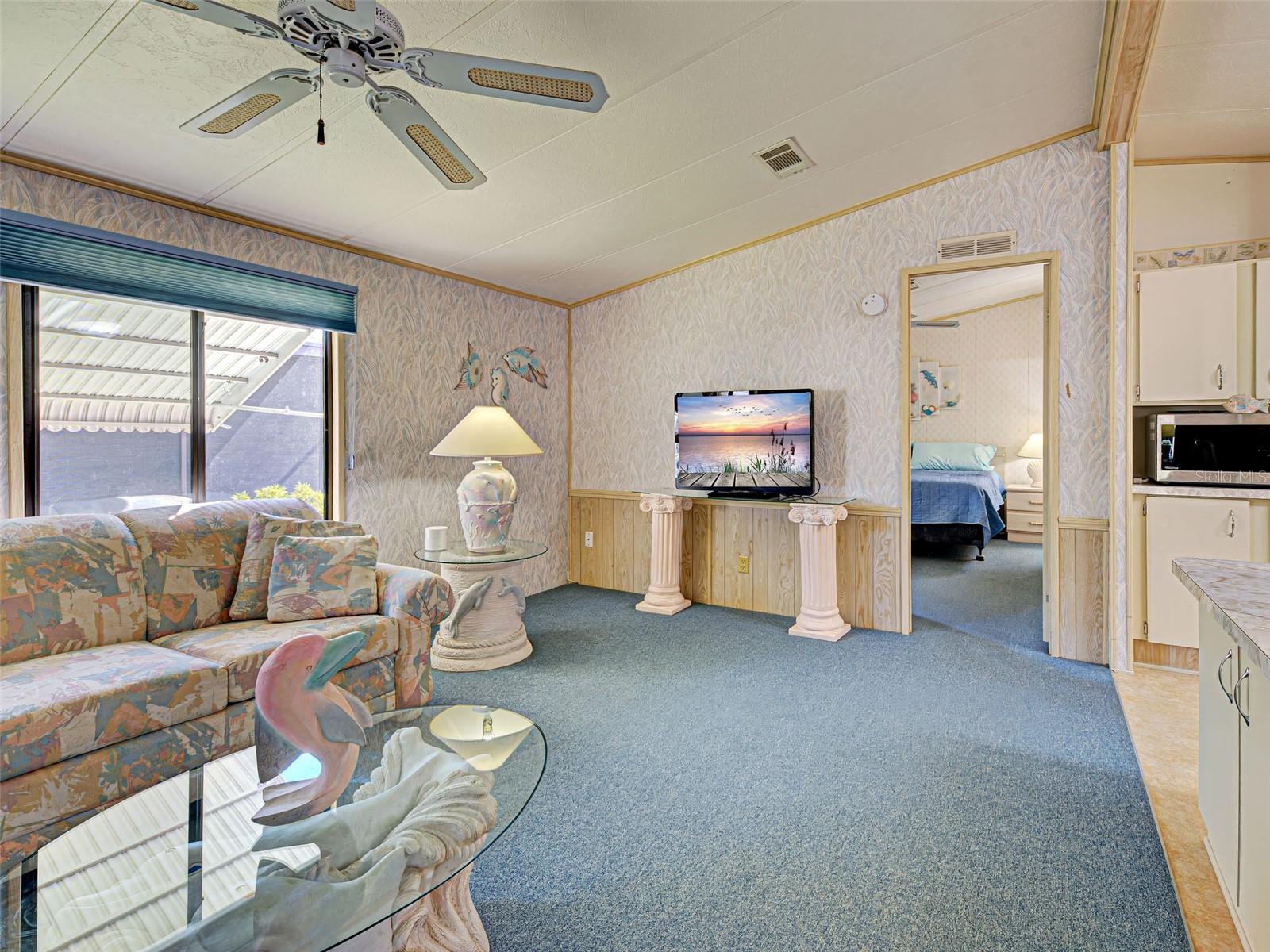 POLYNESIAN VILLAGE - Residential