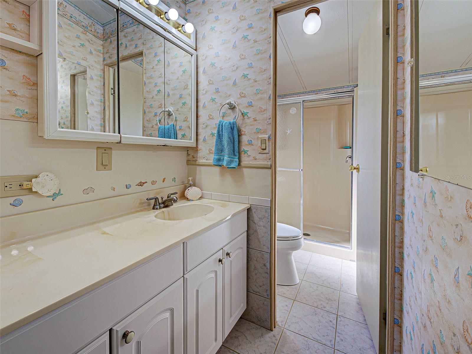 POLYNESIAN VILLAGE - Residential