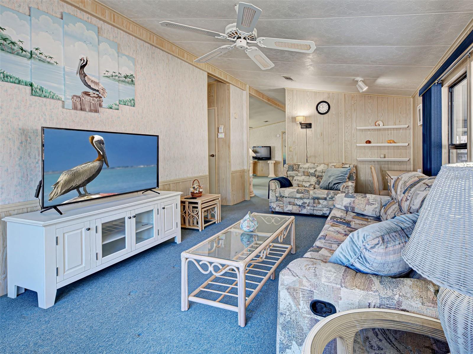 POLYNESIAN VILLAGE - Residential