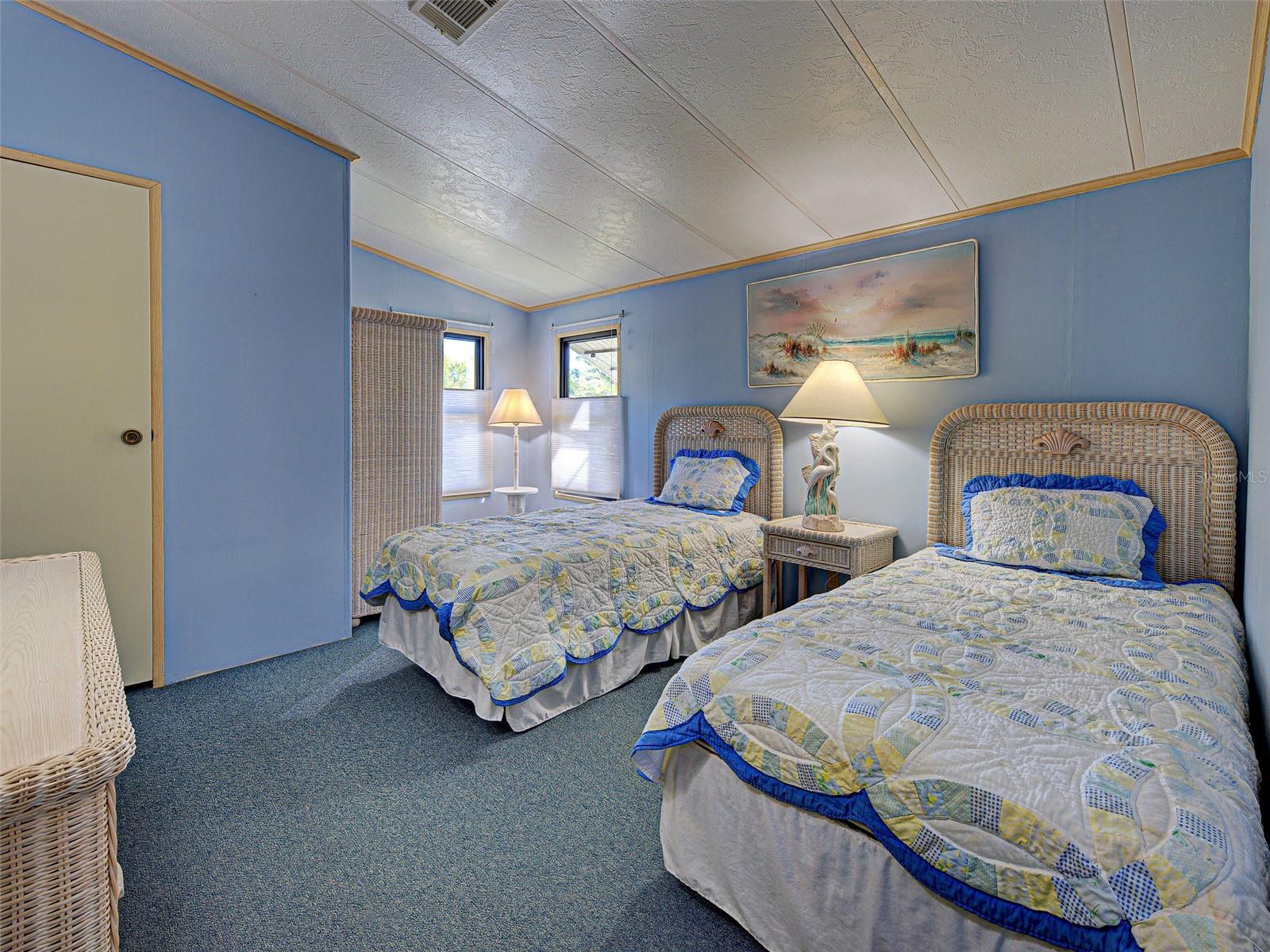 POLYNESIAN VILLAGE - Residential