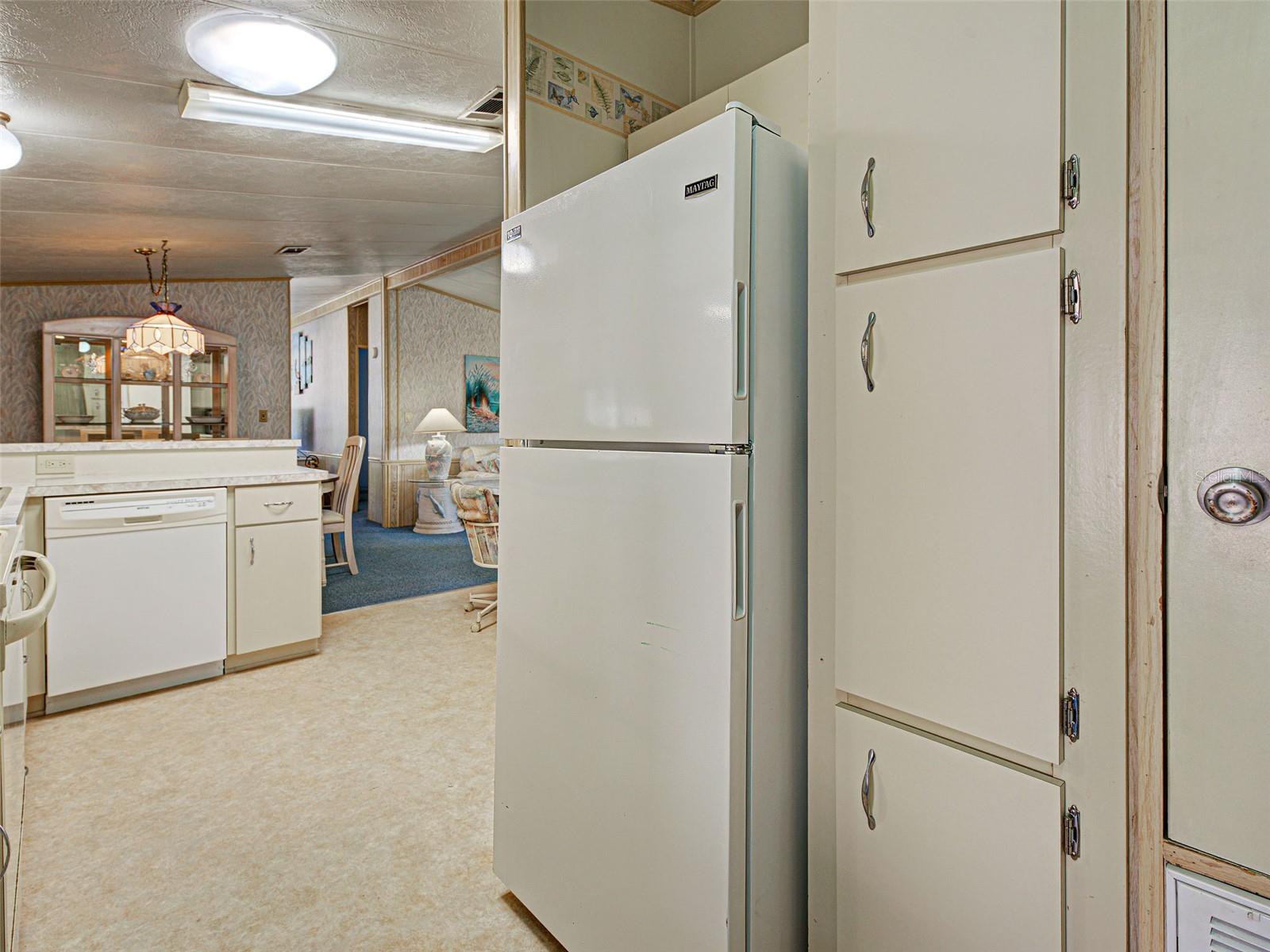 POLYNESIAN VILLAGE - Residential