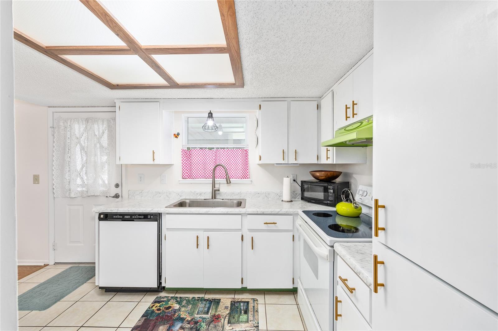 PINE RUN ESTATE - Residential