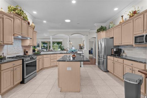 Tiny photo for 8715 SE 176th Lowndes Place, The Villages, FL 32162 (MLS # R4911089)