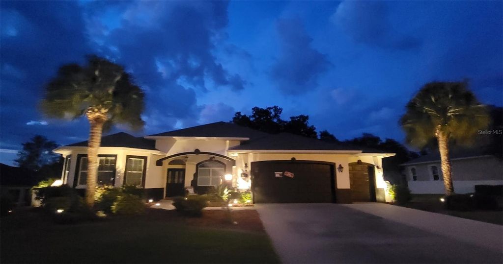 Photo of 8715 SE 176th Lowndes Place, The Villages, FL 32162 (MLS # R4911089)