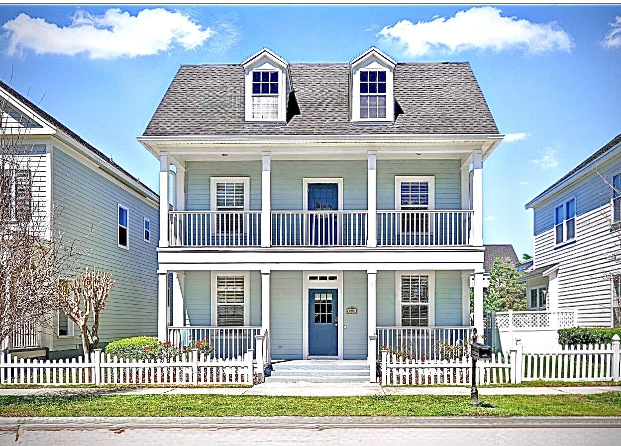 205 NORFOLK PLACE