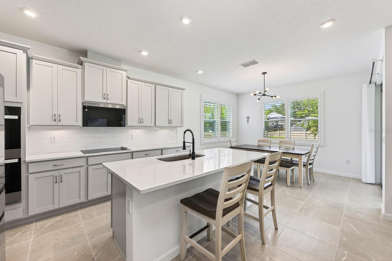 3520 BANANA SHRUB BOULEVARD