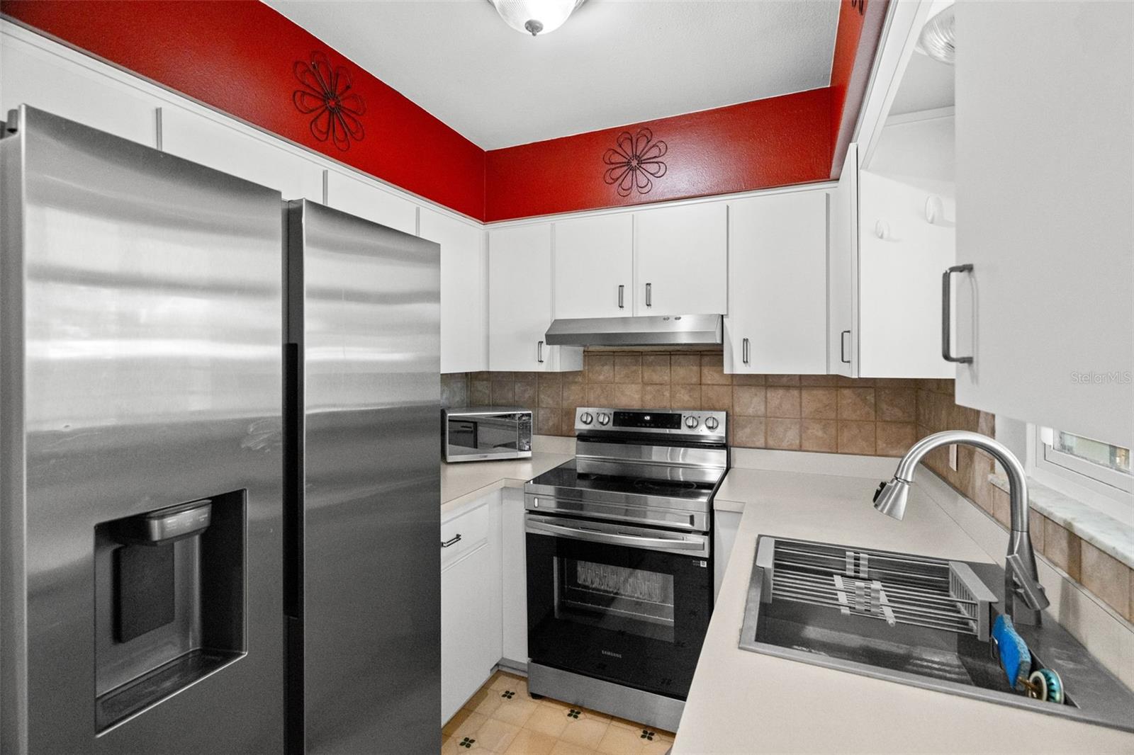 ANGELAS GARDENS - Residential