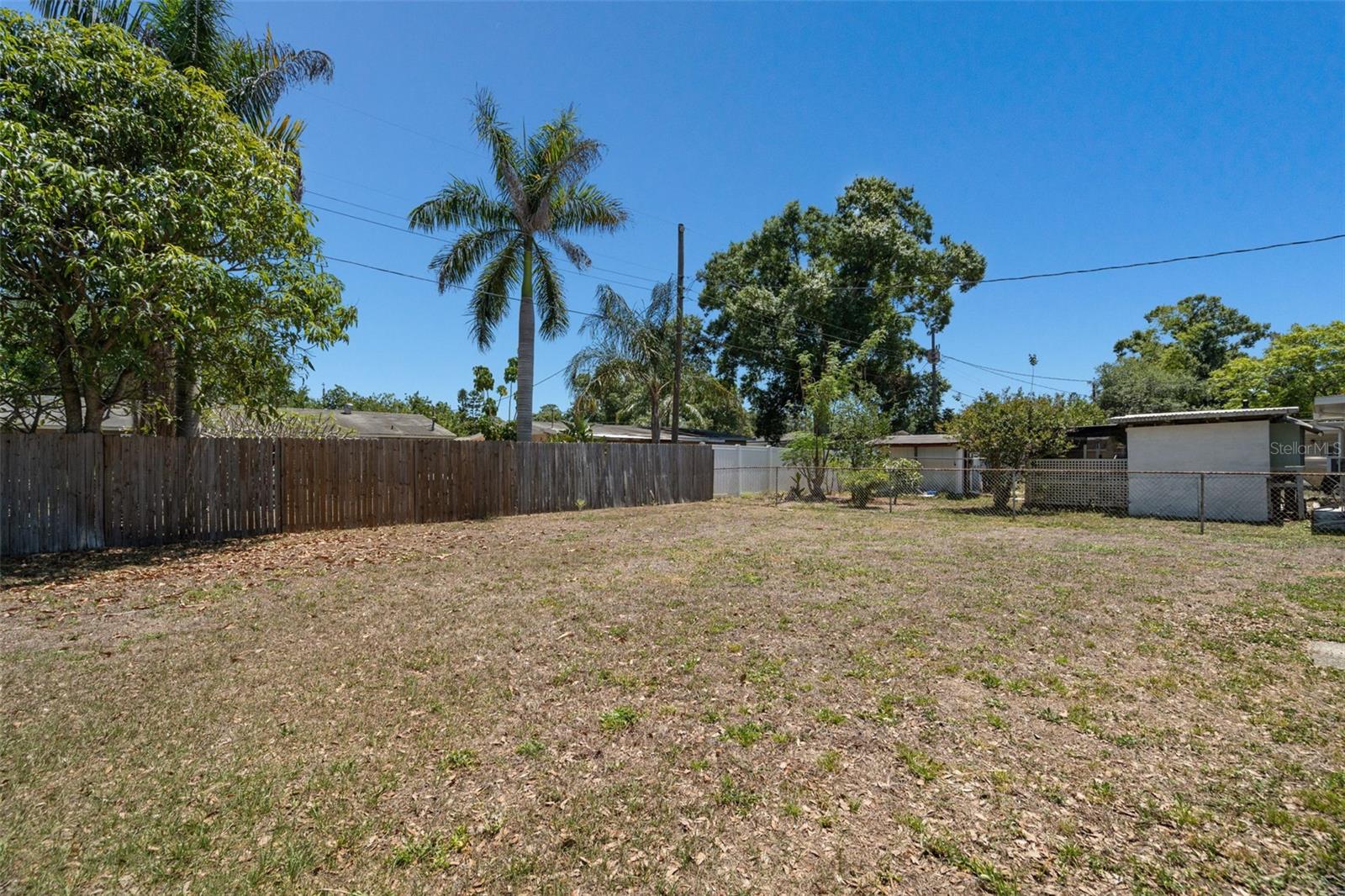 ANGELAS GARDENS - Residential