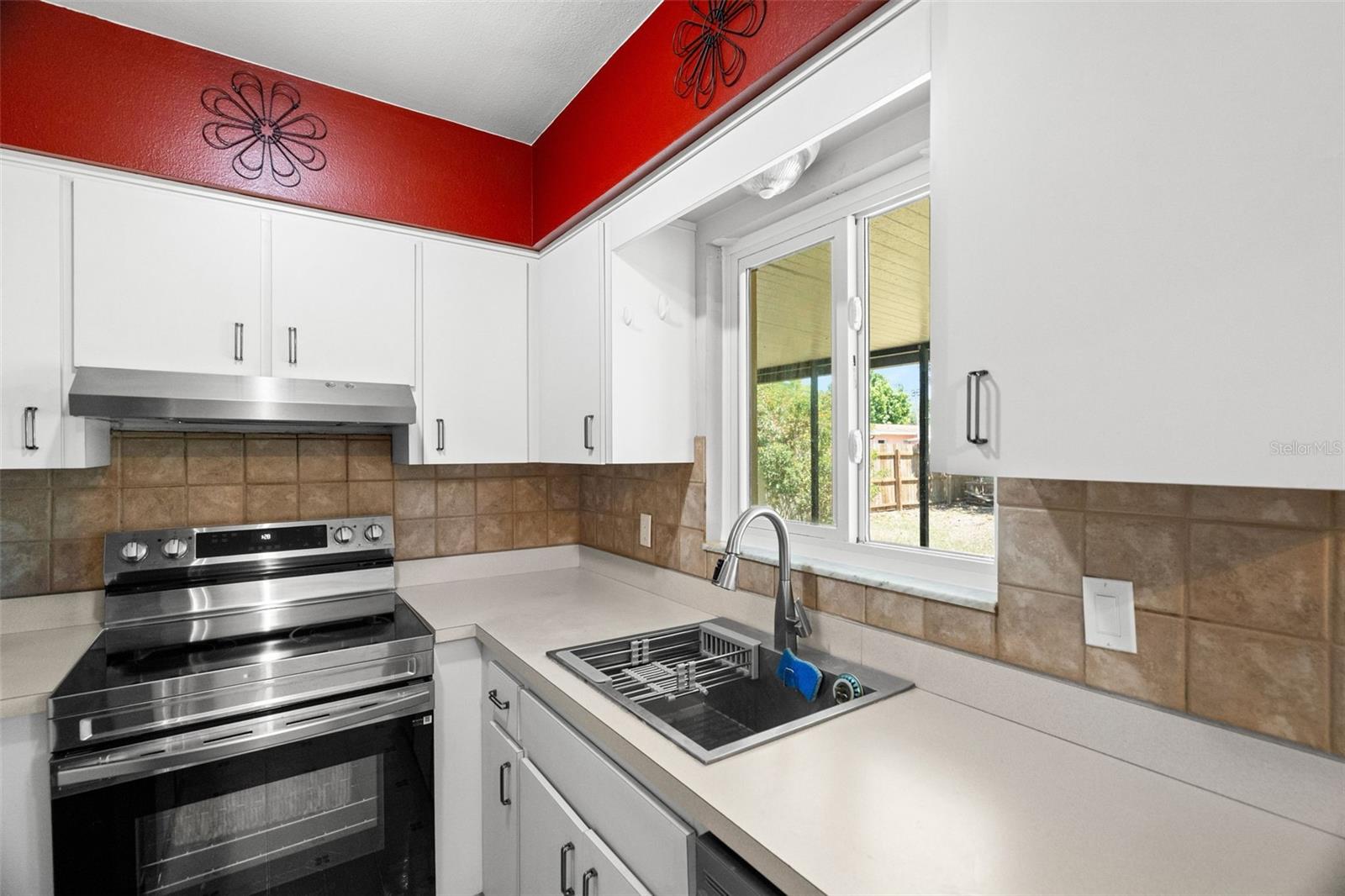 ANGELAS GARDENS - Residential