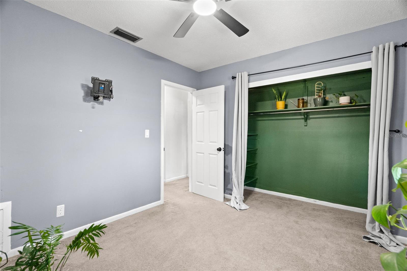 ANGELAS GARDENS - Residential