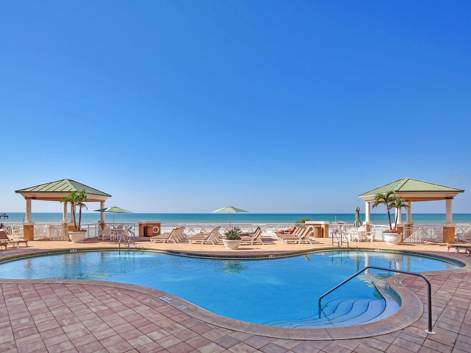 MANDALAY BEACH CLUB CONDO - Residential