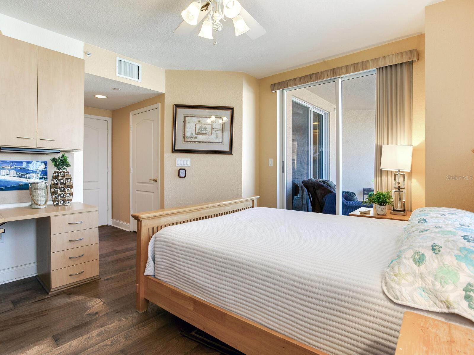 MANDALAY BEACH CLUB CONDO - Residential