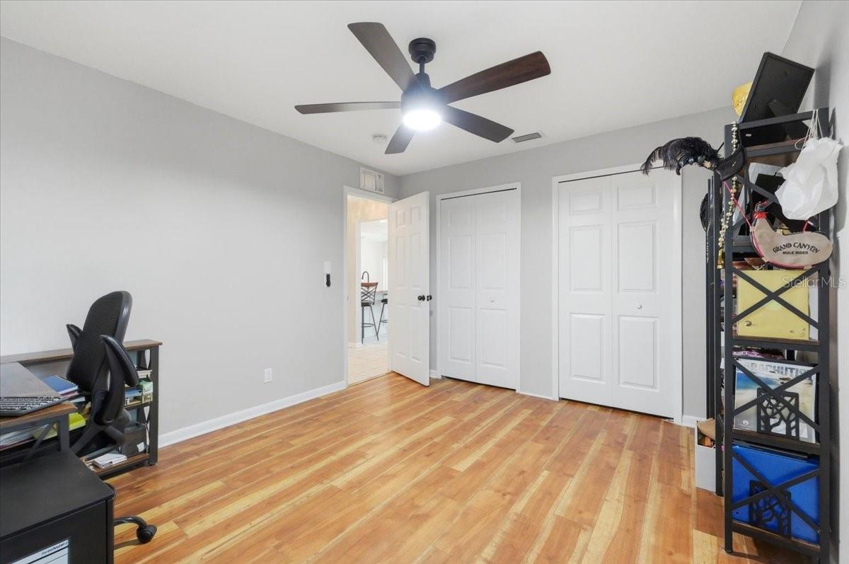 BLOOMINGDALE OAKS - Residential