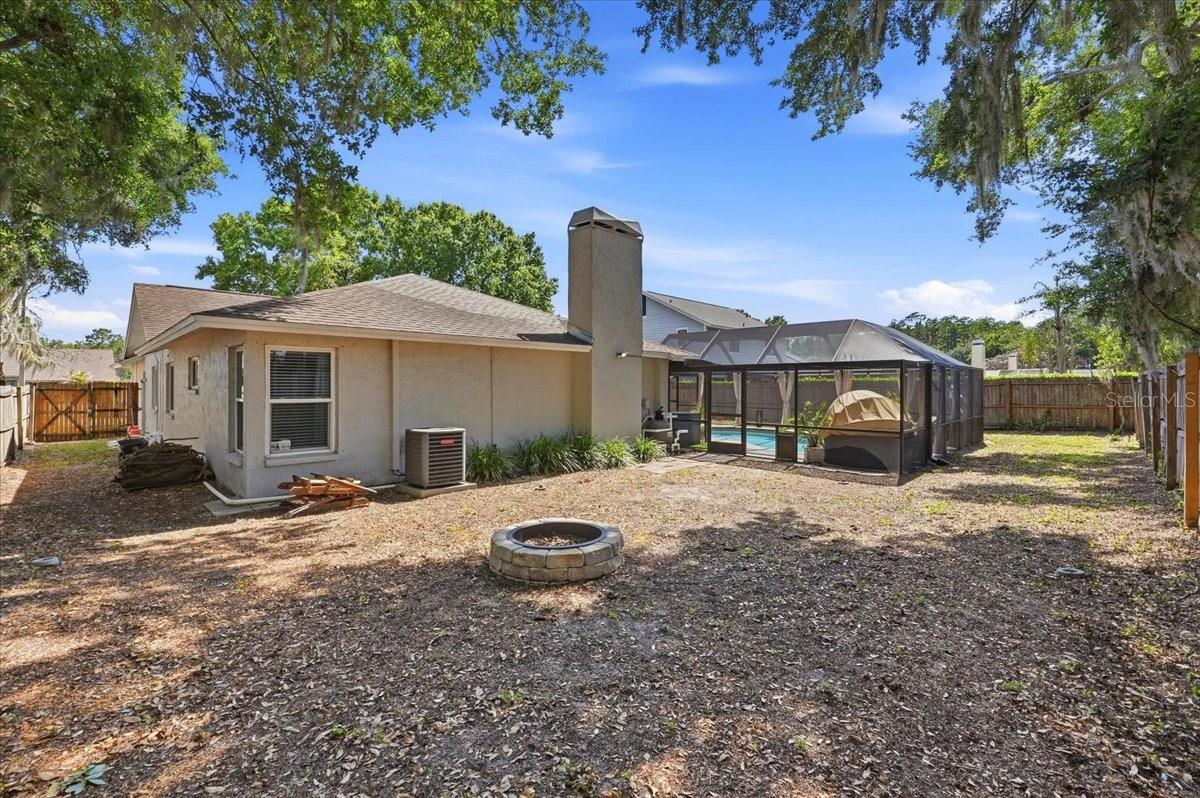 BLOOMINGDALE OAKS - Residential