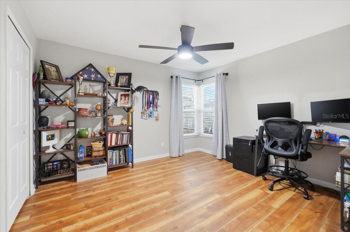 BLOOMINGDALE OAKS - Residential