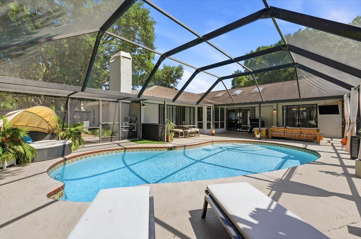 BLOOMINGDALE OAKS - Residential